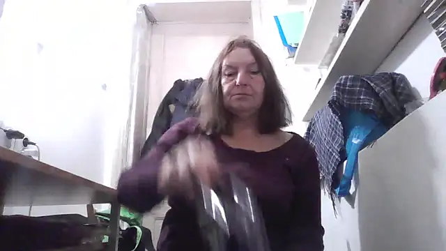 AnnaLive570 online show from 01/15/26, 05:34