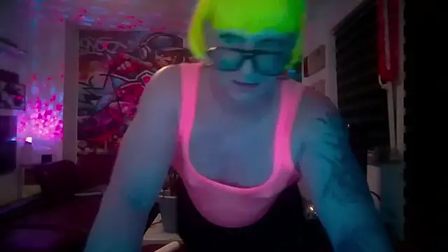 hellgirl1980 online show from 07/17/26, 09:08