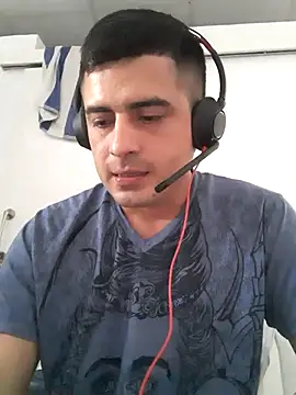 Andr3s69xxx online show from 05/02/26, 05:40