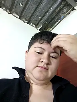 Snapshot of Noha_Whiitee chatting on 09/20/25, 01:06 Noha Whiitee online show from 09/20/25, 01:06