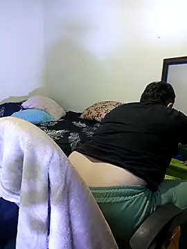 Snapshot of Noha_Whiitee chatting on 11/06/25, 12:33 Noha Whiitee online show from 11/06/25, 12:33