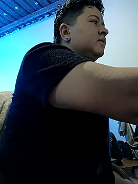 Snapshot of Noha_Whiitee chatting on 11/07/25, 12:10 Noha Whiitee online show from 11/07/25, 12:10