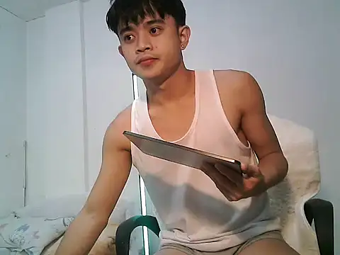 NautyBoyBrazeen 143 online show from 01/19/26, 04:00