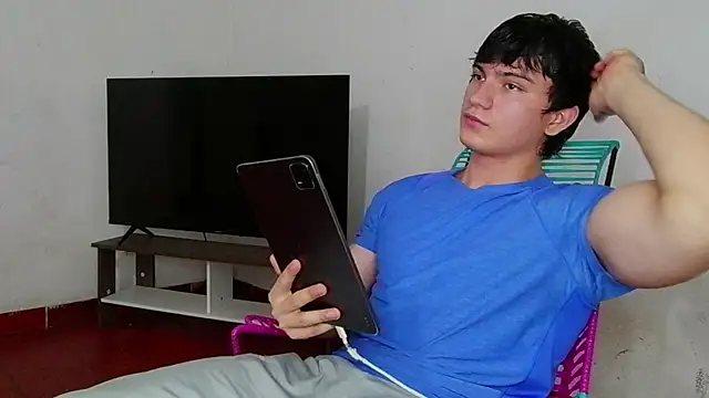 ErickWalton online show from 01/12/26, 05:01