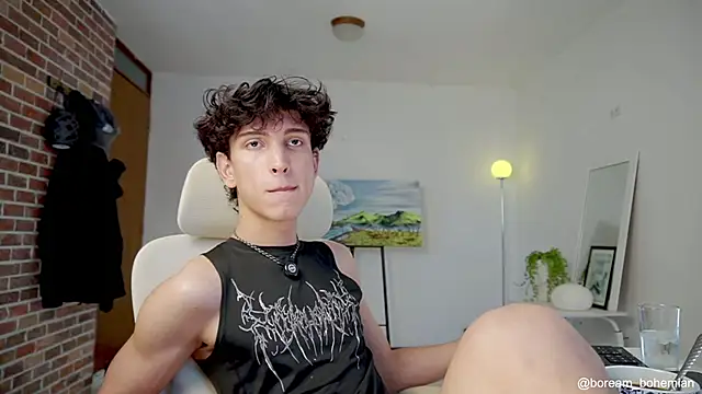 Snapshot of boream chatting on 11/07/25, 02:06 boream online show from 11/07/25, 02:06