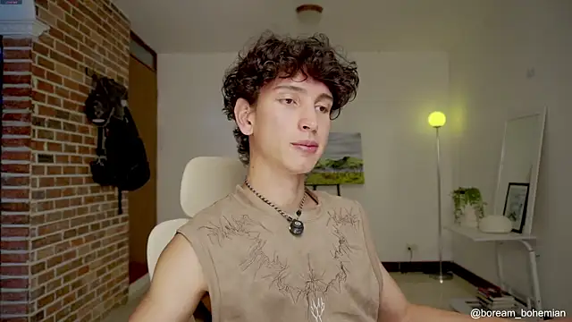 Snapshot of boream chatting on 11/21/25, 04:16 boream online show from 11/21/25, 04:16