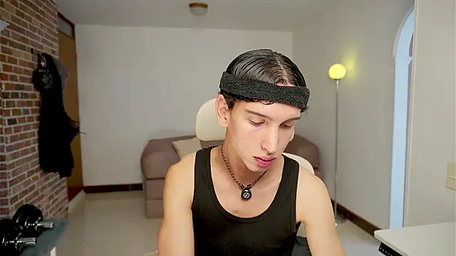 Snapshot of boream chatting on 02/05/26, 02:22 boream online show from 02/05/26, 02:22