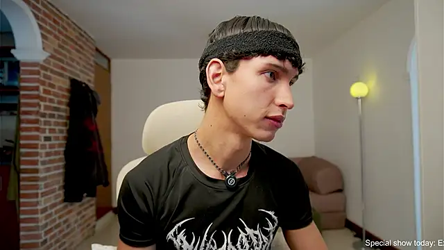 Snapshot of boream chatting on 02/10/26, 04:22 boream online show from 02/10/26, 04:22