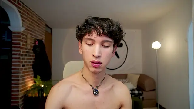 Snapshot of boream chatting on 03/11/26, 02:12 boream online show from 03/11/26, 02:12