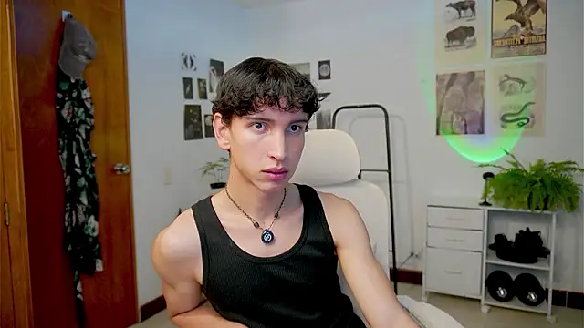 Snapshot of boream chatting on 03/19/26, 03:49 boream online show from 03/19/26, 03:49