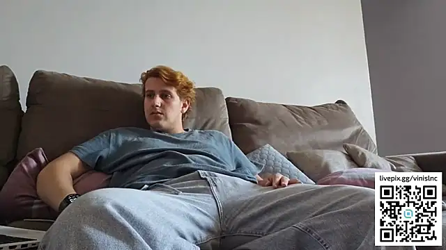 vinialnc online show from 09/09/25, 03:44