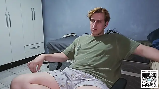 vinialnc online show from 10/19/25, 05:41