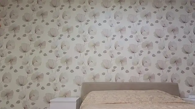 Annabel theMoon online show from 10/15/25, 02:01