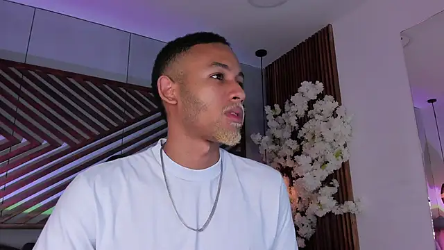 B Wild online show from 12/14/25, 03:45