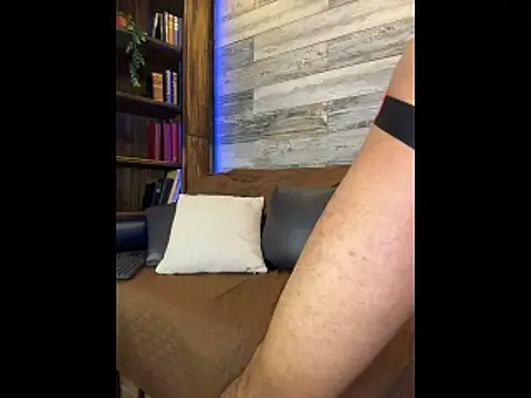 B Wild online show from 03/01/26, 04:03