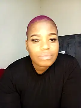 Snapshot of ThickAmy chatting on 09/13/25, 12:10 ThickAmy online show from 09/13/25, 12:10