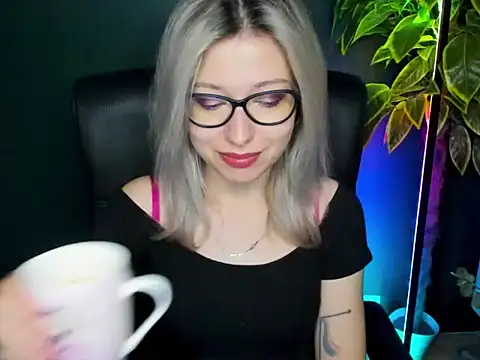 loveHeidi online show from 09/11/25, 06:24