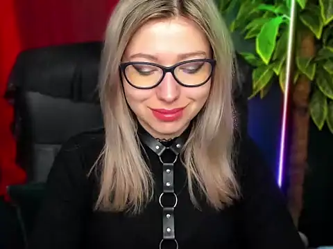 loveHeidi online show from 03/17/26, 06:39