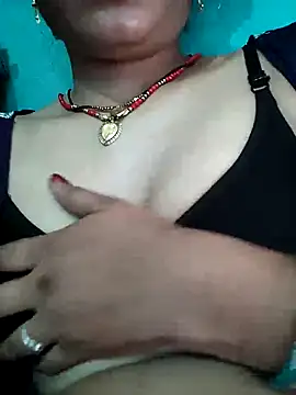 Snapshot of Hot_cupal chatting on 09/26/25, 05:00 Hot cupal online show from 09/26/25, 05:00