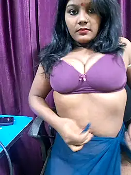 Snapshot of Rashmi_Pathak chatting on 09/30/25, 02:00 Rashmi Pathak online show from 09/30/25, 02:00