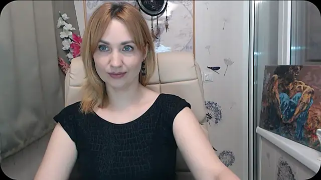 KatrinAlluring online show from 04/15/26, 04:30