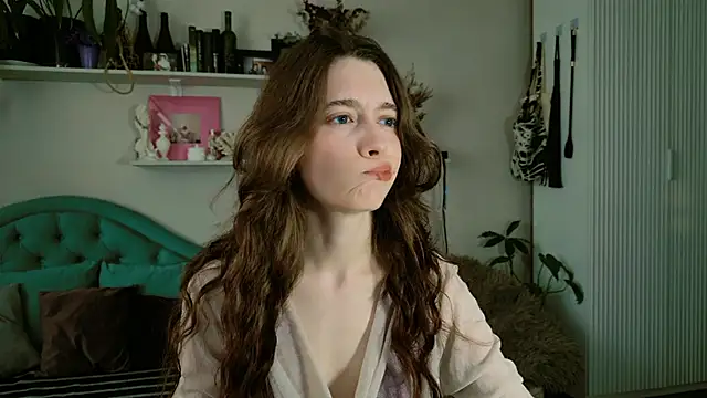 Snapshot of Yoka_paradoXXX chatting on 05/16/26, 11:20 Yoka paradoXXX online show from 05/16/26, 11:20