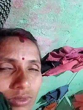 KIRTI12 HOT online show from 10/01/25, 04:02