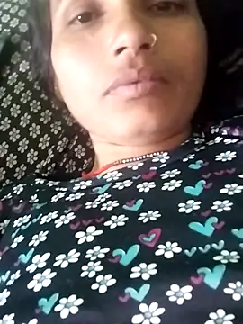 KIRTI12 HOT online show from 12/04/25, 05:32