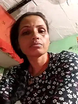 Snapshot of KIRTI12_HOT chatting on 07/03/26, 04:35 KIRTI12 HOT online show from 07/03/26, 04:35