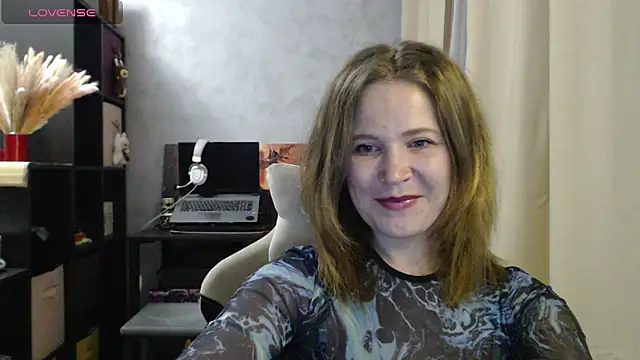 Snapshot of harpermoss chatting on 09/10/25, 06:19 harpermoss online show from 09/10/25, 06:19