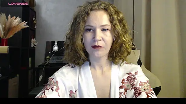 Snapshot of harpermoss chatting on 09/15/25, 07:14 harpermoss online show from 09/15/25, 07:14