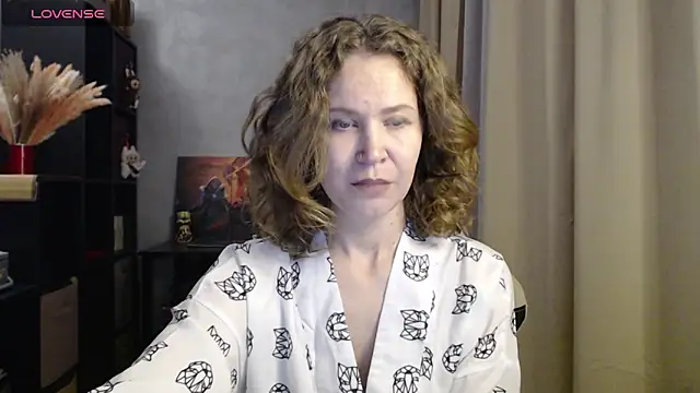 Snapshot of harpermoss chatting on 09/16/25, 06:42 harpermoss online show from 09/16/25, 06:42