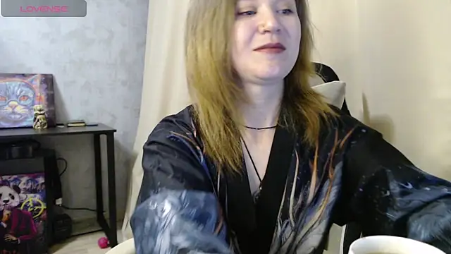 Snapshot of harpermoss chatting on 10/03/25, 10:18 harpermoss online show from 10/03/25, 10:18