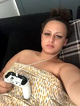 Welsh Maya19X online show from 09/21/25, 01:13