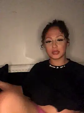 Welsh Maya19X online show from 09/23/25, 11:19