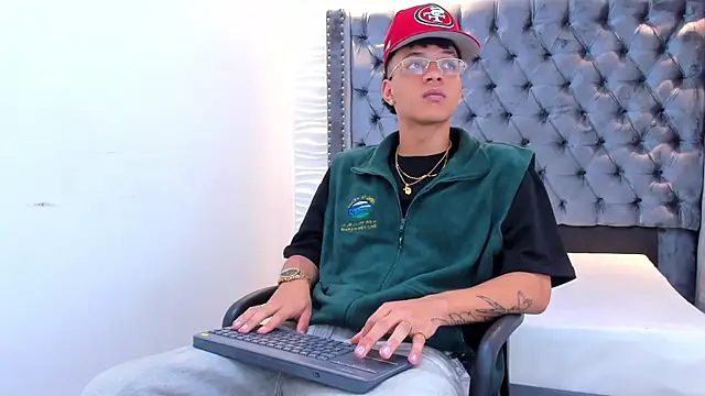 MARSHALL SPENCER online show from 04/11/26, 01:04