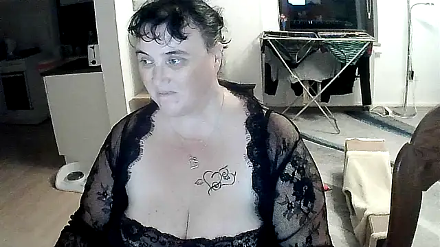 Minou1610 online show from 09/28/25, 08:03