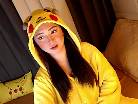 yourdevilsweettsx online show from 03/19/26, 01:15