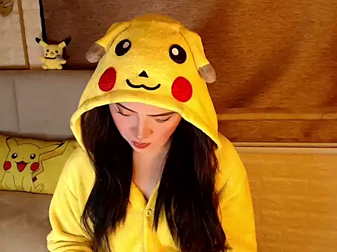 yourdevilsweettsx online show from 04/10/26, 12:32