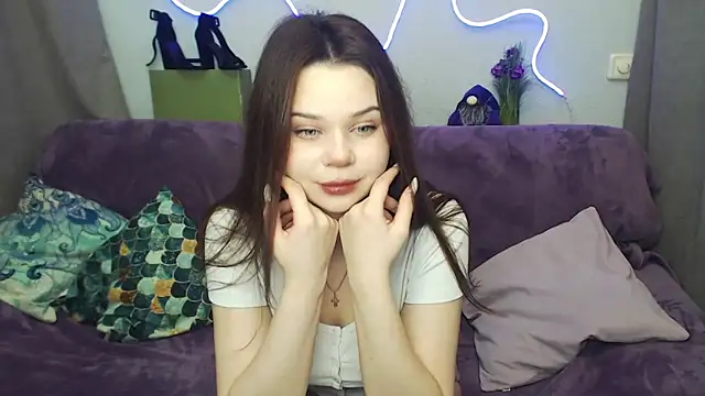 GloriyaDre online show from 12/19/25, 05:36