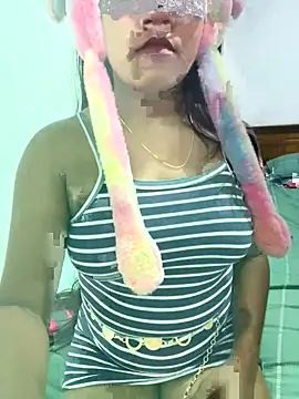 Snapshot of vinushi chatting on 10/01/25, 09:04 vinushi online show from 10/01/25, 09:04