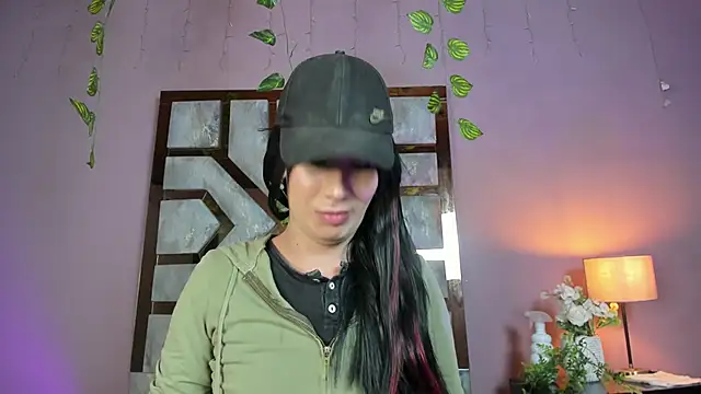 Snapshot of Electra_Gosselin chatting on 06/05/26, 12:17 Electra Gosselin online show from 06/05/26, 12:17
