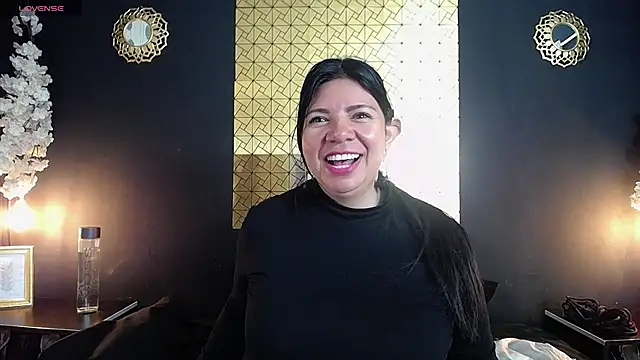 kinky momm online show from 09/29/25, 01:49