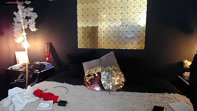 kinky momm online show from 11/21/25, 04:16