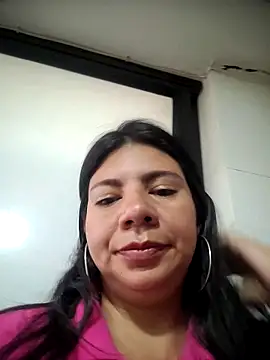 kinky momm online show from 04/27/26, 05:33