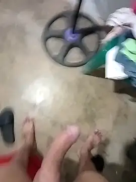 Snapshot of Boy_hot- chatting on 09/24/25, 11:02 Boy hot- online show from 09/24/25, 11:02