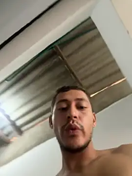 Snapshot of Boy_hot- chatting on 02/25/26, 03:43 Boy hot- online show from 02/25/26, 03:43