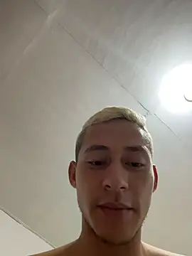 Boy hot- online show from 04/02/26, 07:28