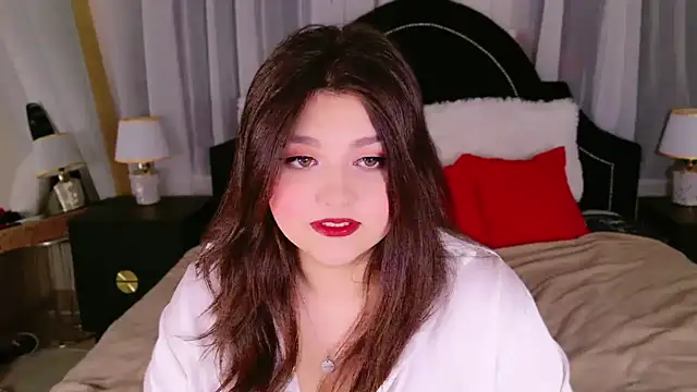 UR BELLA online show from 10/30/25, 01:01