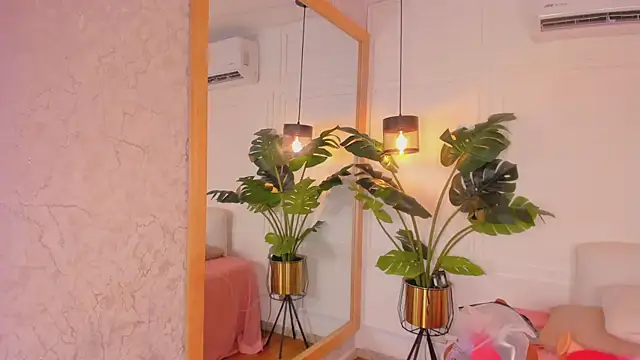 Snapshot of Dafne_Hillss chatting on 02/11/26, 01:38 Dafne Hillss online show from 02/11/26, 01:38